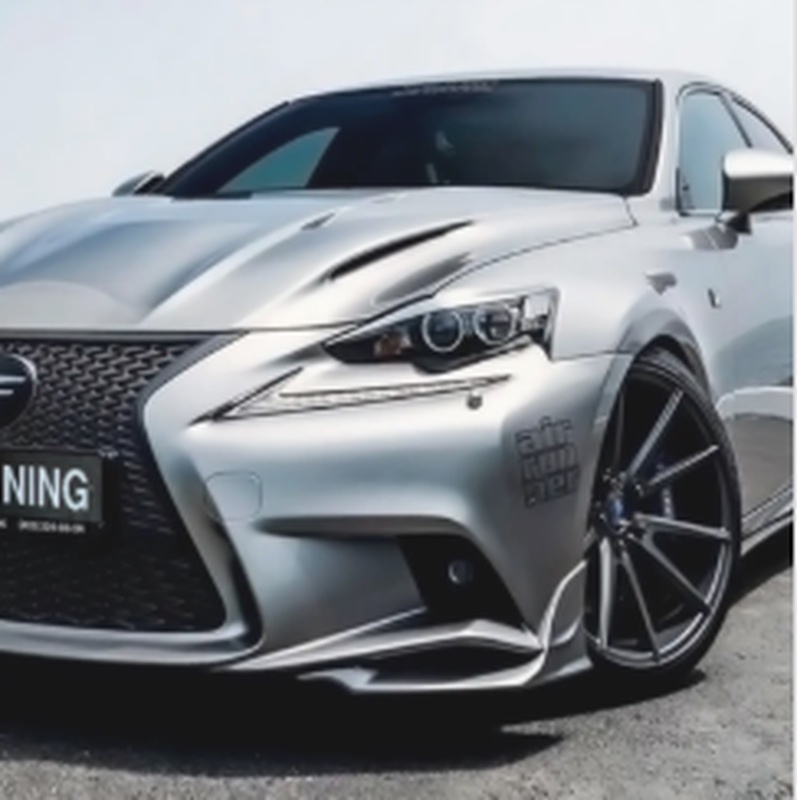 Передний бампер на Lexus is250 2014 то 2016 F sport сбор с нижним спойлером.